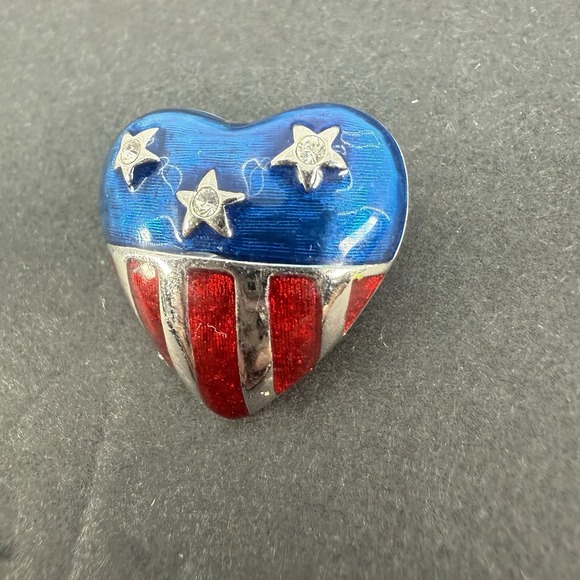 SIGN PREMIER DESIGNS CLEAR RHINESTONE RED BLUE ENAMEL HEART BROOCH VINTAGE - Picture 3 of 6
